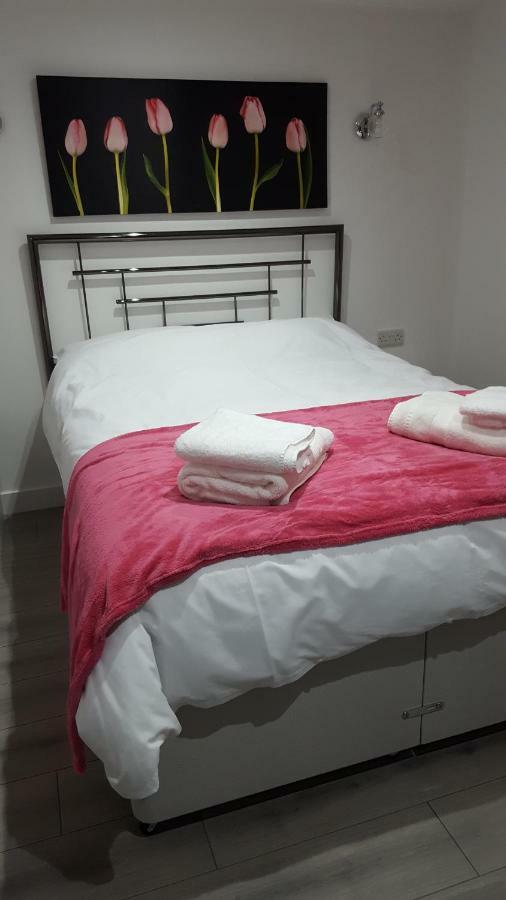 Ruth'S Refresh Country Retreat With Private Hot Tub Villa ชรูว์สเบอรี ภายนอก รูปภาพ