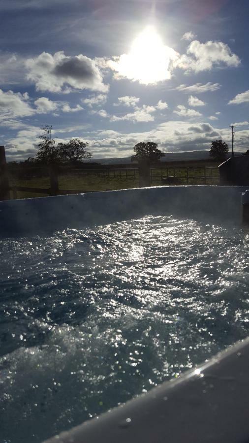 Ruth'S Refresh Country Retreat With Private Hot Tub Villa ชรูว์สเบอรี ภายนอก รูปภาพ